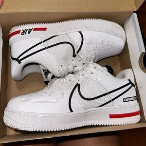 Nike Air Force 1 React While Black Red